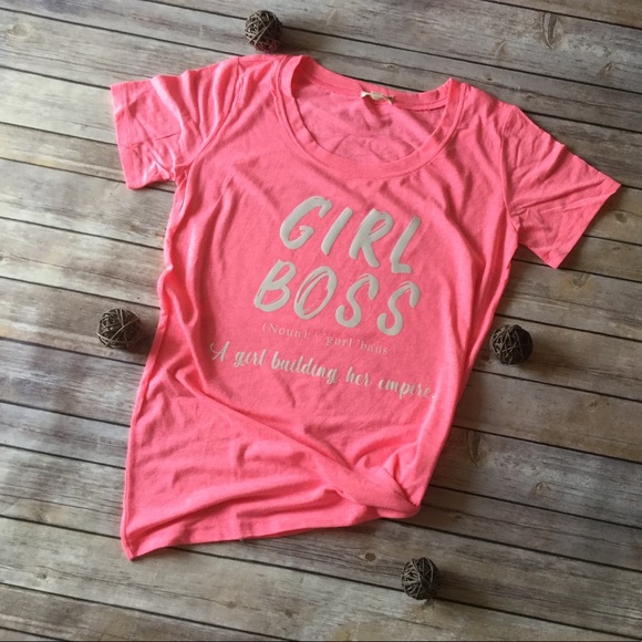 Girl Boss Building Empire Tee Pink - Picture 2 of 4